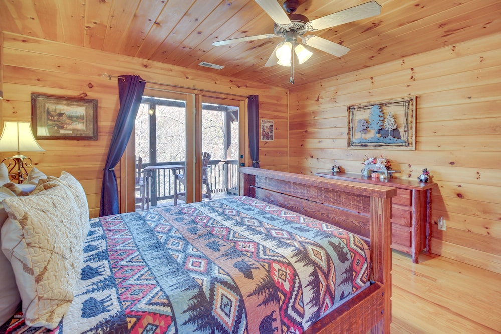 House (4 Bedrooms) photo 2