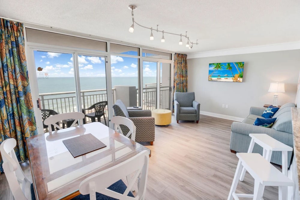 Gallery Condo, 2 Bedrooms, Oceanfront