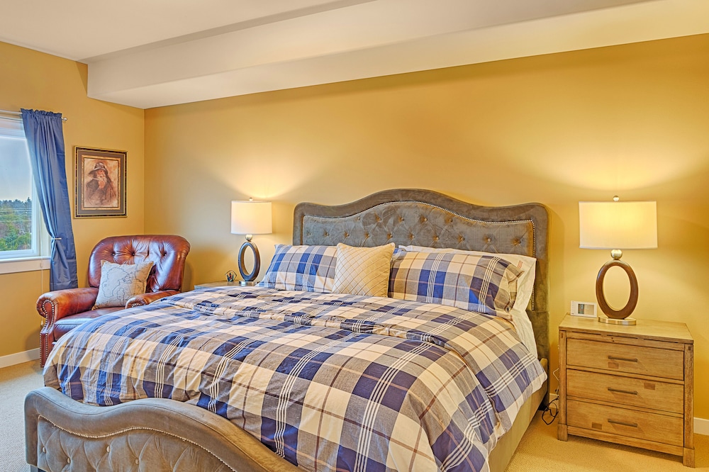 Luxury Condo, 2 Bedrooms, Resort View photo 1