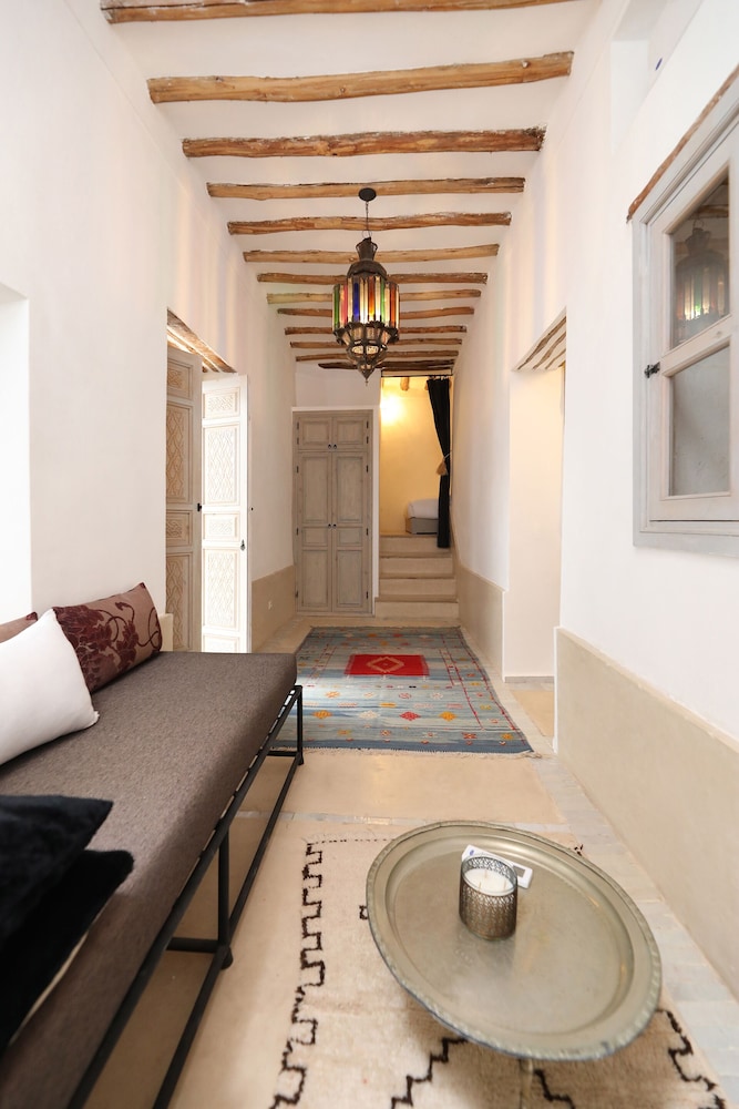 Luxury Studio Suite (Suite Cigogne)
