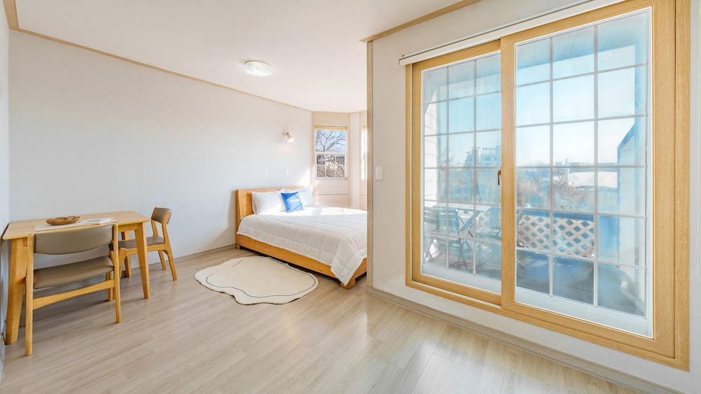 Basic Room, 1 Bedroom (Gomsol 102 (Private BBQ,Pet friendly))