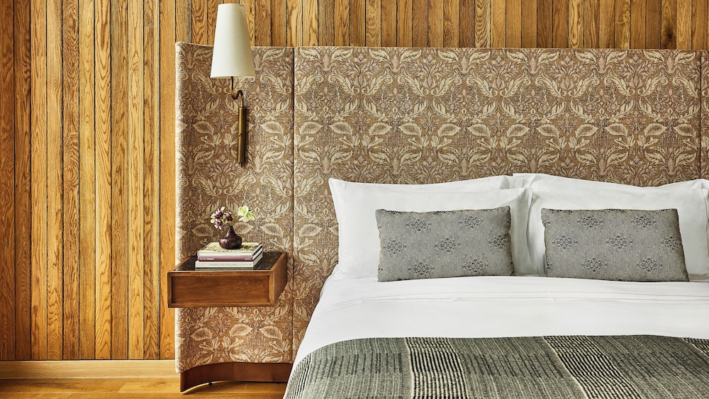 Proper Suite - Photo 8
