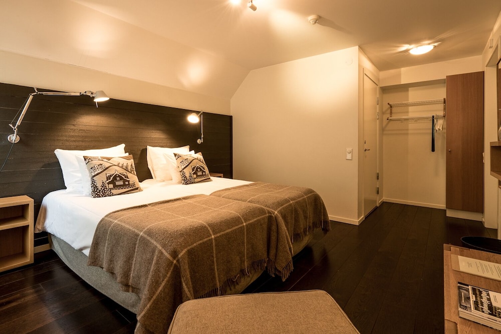 Comfort Twin Room, 2 Twin Beds photo 3