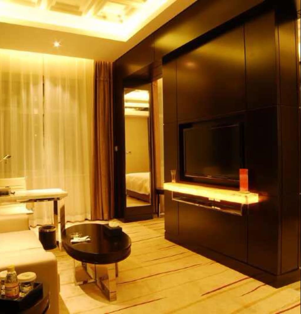 Executive Suite-Tower C photo 1
