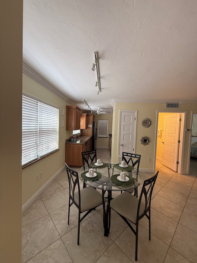 Exclusive Apartment photo 2