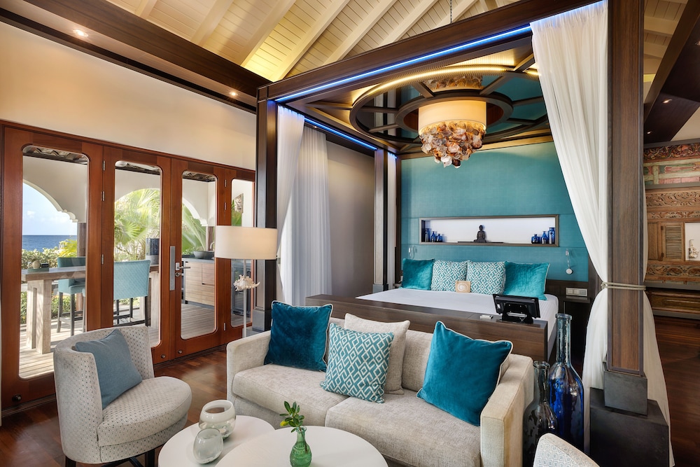 Beachfront Suite, Private Pool