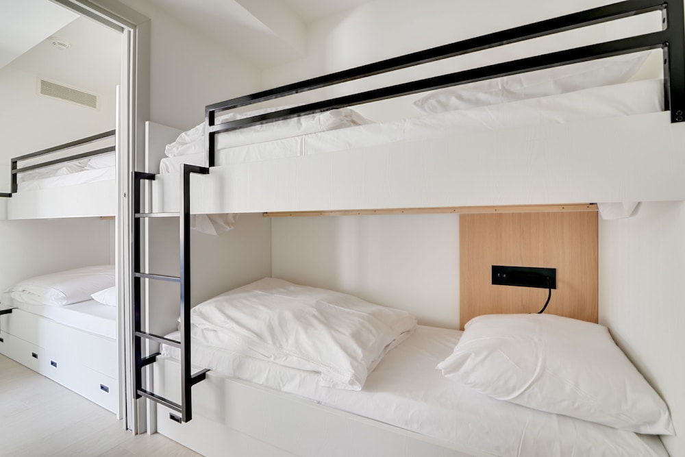 Family Apartment, Multiple Beds, Non Smoking