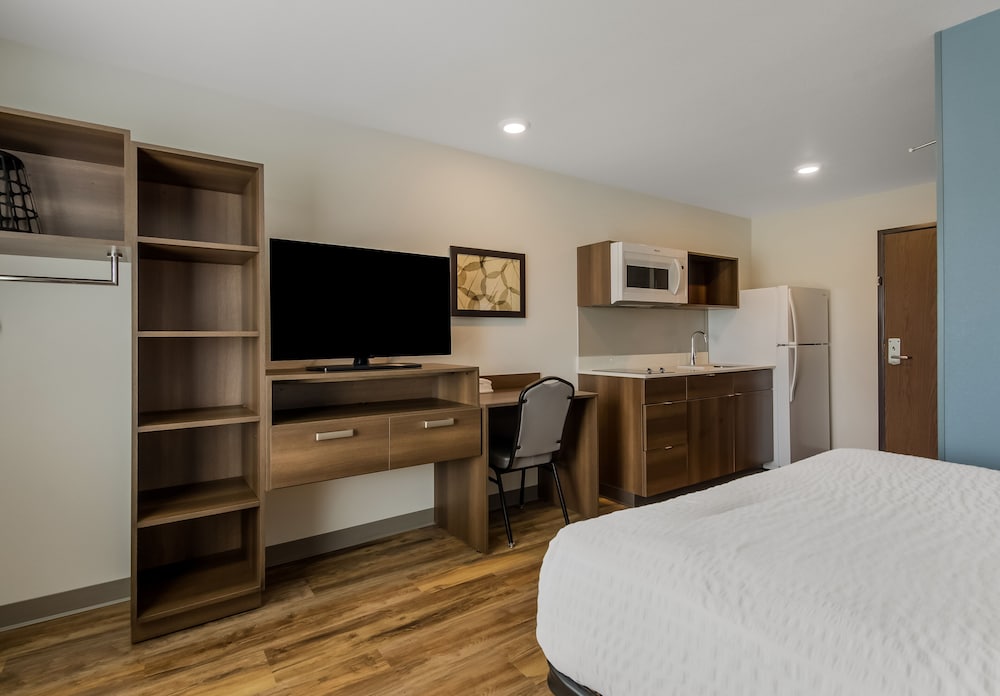 Suite, 2 Queen Beds, Non Smoking photo 2