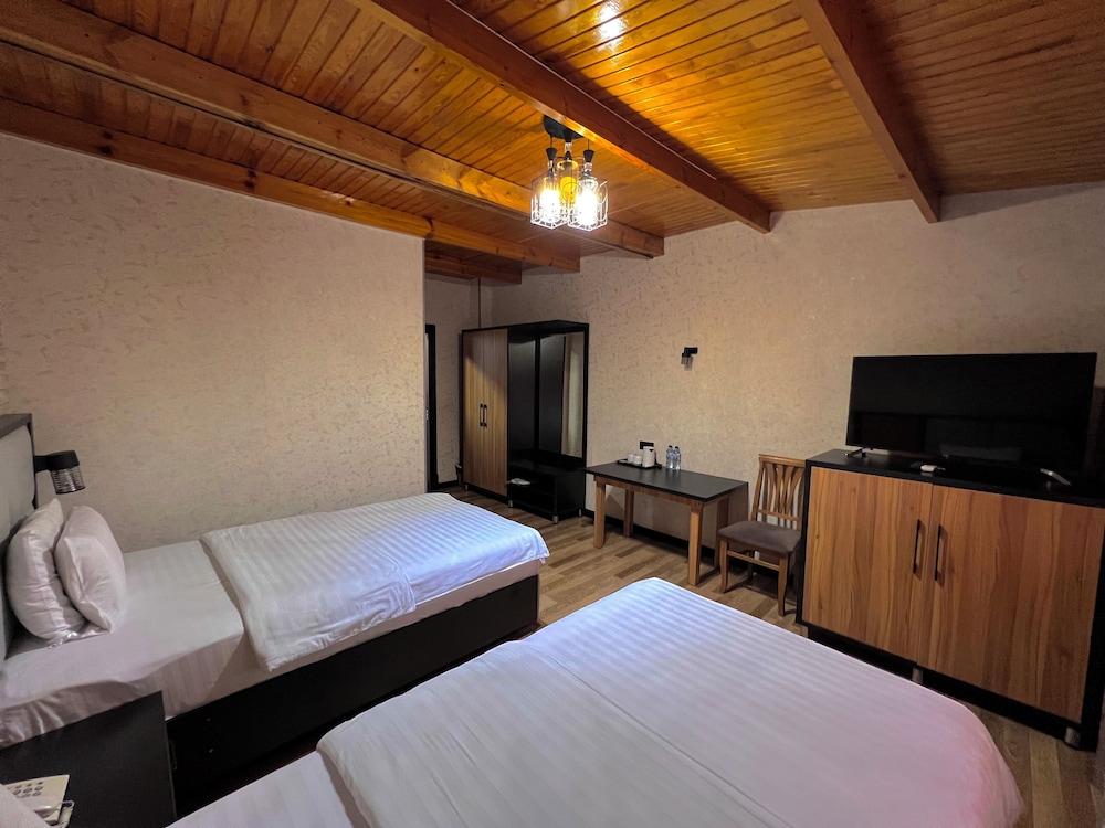 Standard Twin Room photo 2