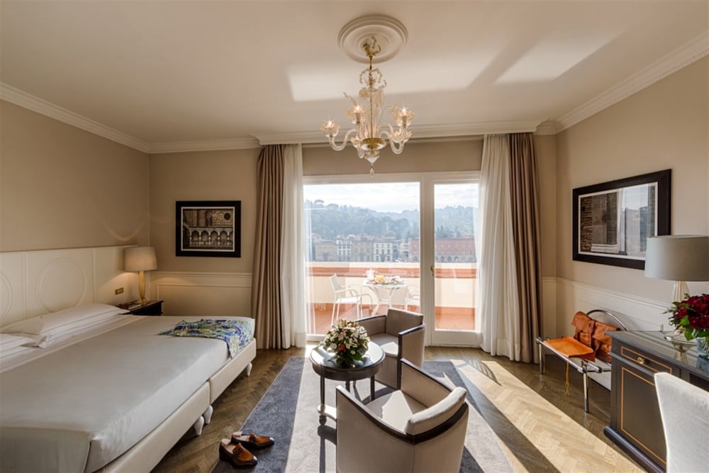 Deluxe Room, Balcony