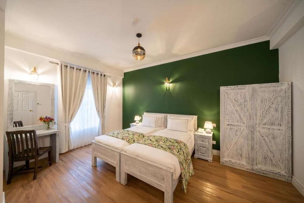 Deluxe Twin Room photo 1