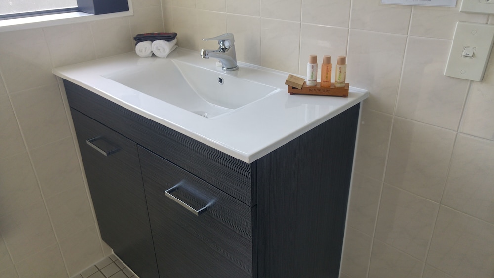 Standard Suite, 1 Bedroom, Kitchenette (with Spa), photo 6