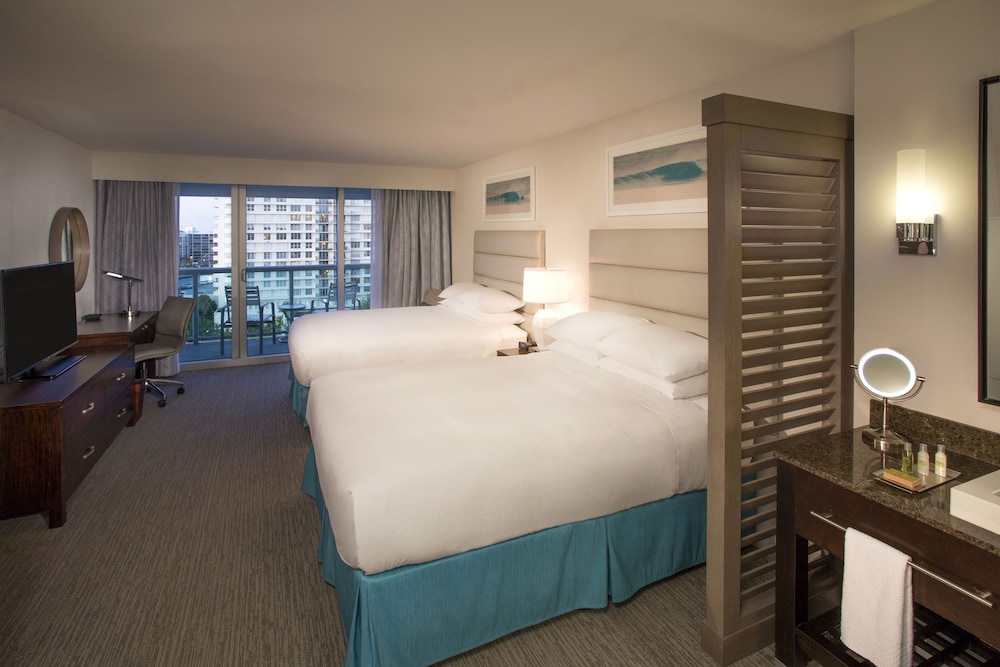 Room, 2 Queen Beds - Photo 2
