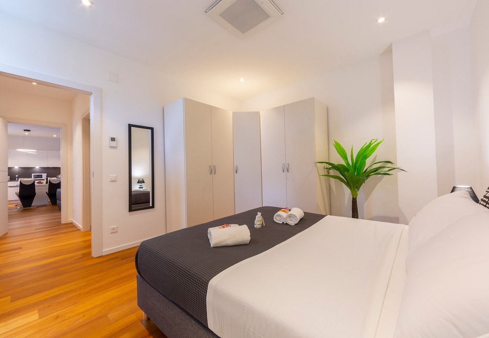 Family Apartment, Multiple Bedrooms (Love of Lugano) photo 2