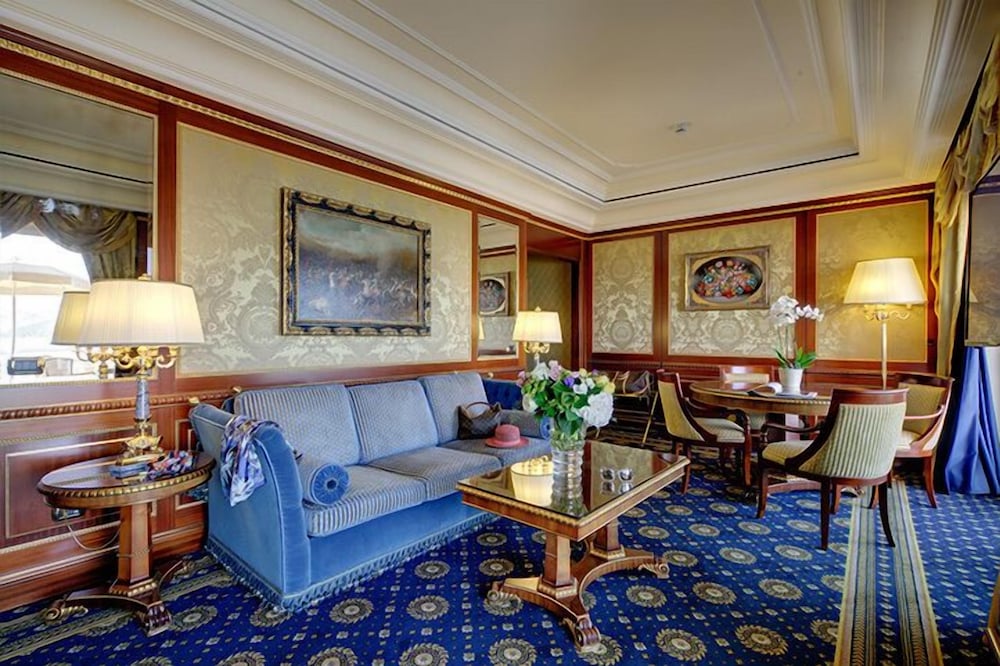 Presidential Suite Maxi, con vasca idromassaggio sul terrazzo e vista lago
