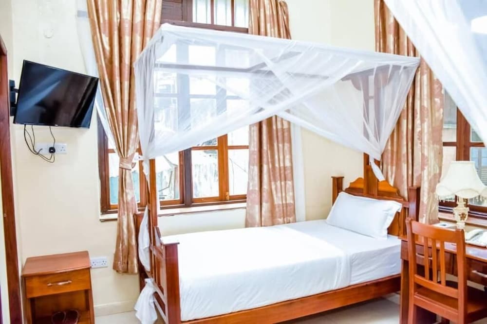 Economy Single Room
