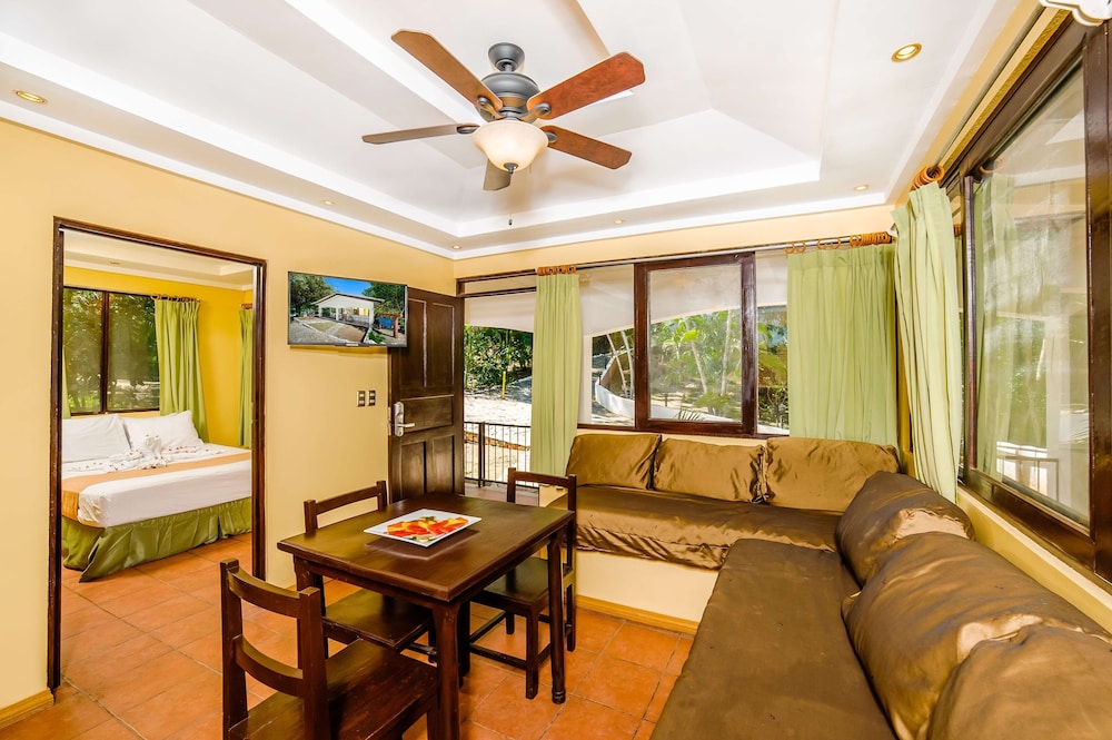 Standard Room, Multiple Beds, Non Smoking (With Two Single Sofabeds)
