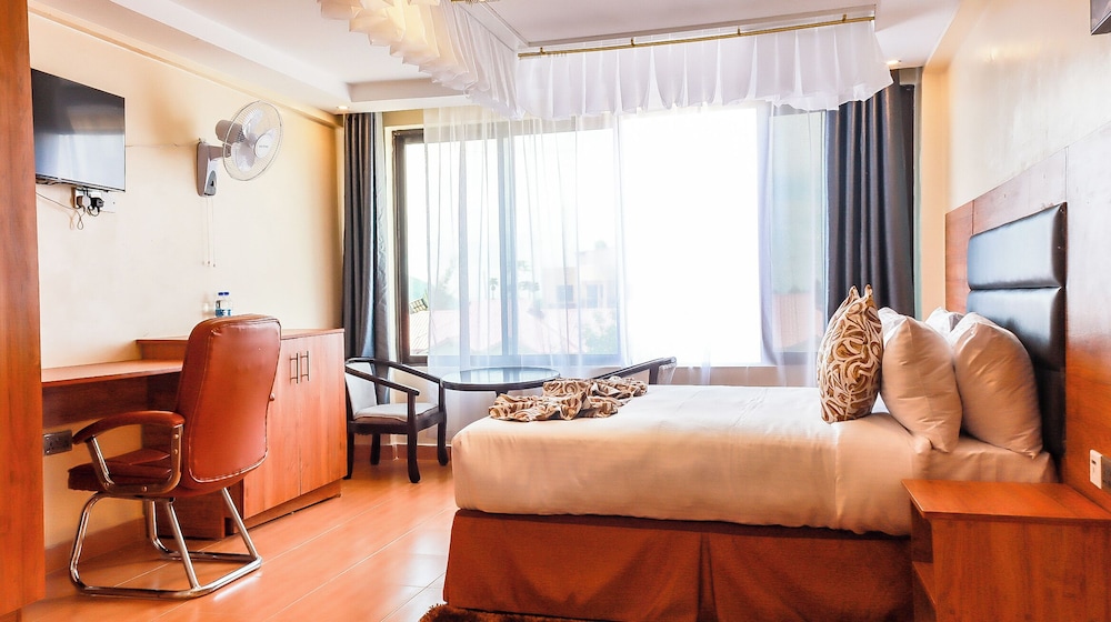 Deluxe Room, Lake View photo 1