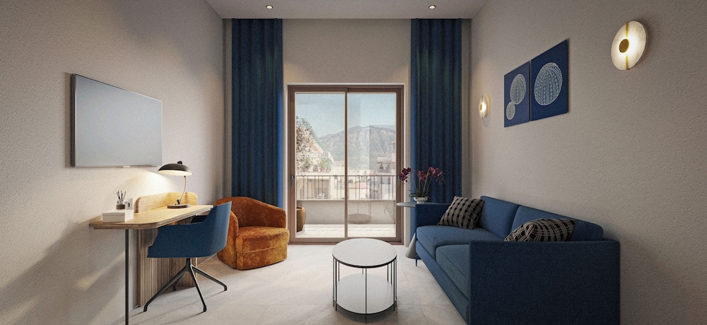 Deluxe Suite, 1 King Bed with Sofa bed, Kitchenette