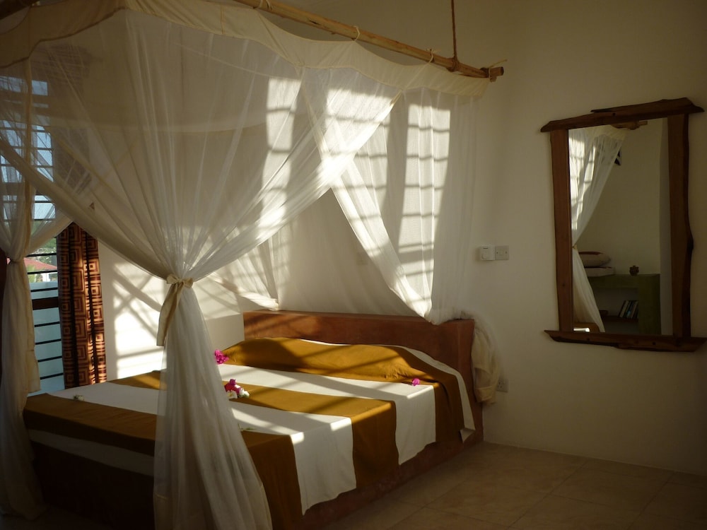 Comfort House, 2 Bedrooms, Pool Access