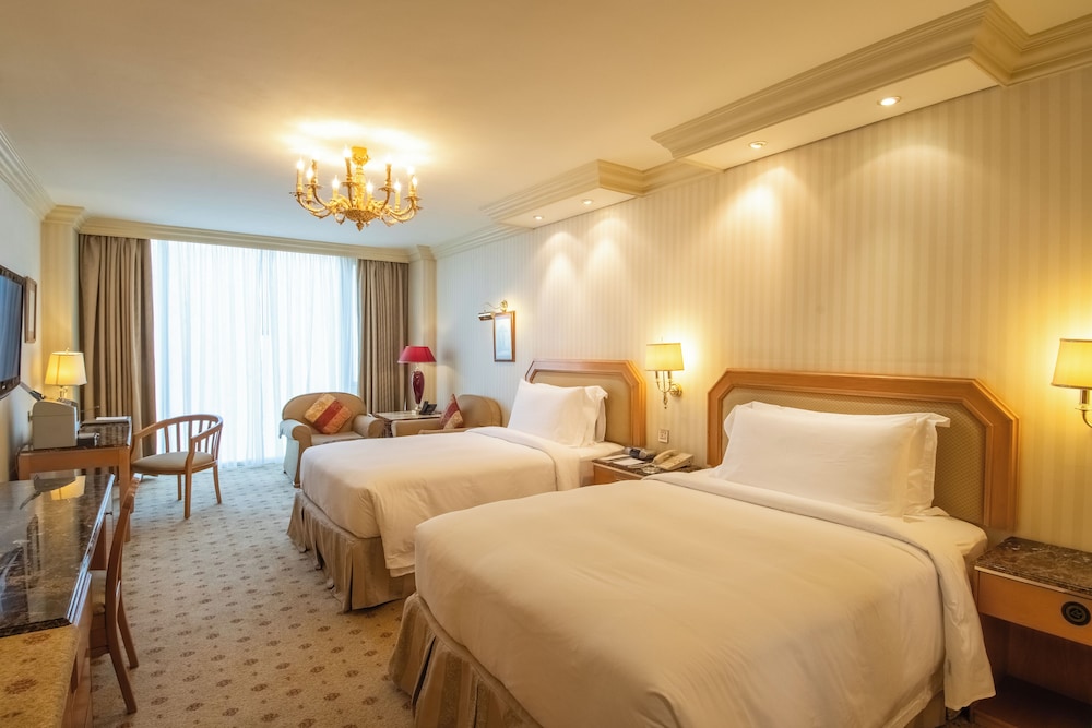 Twin Room (Club Lounge)