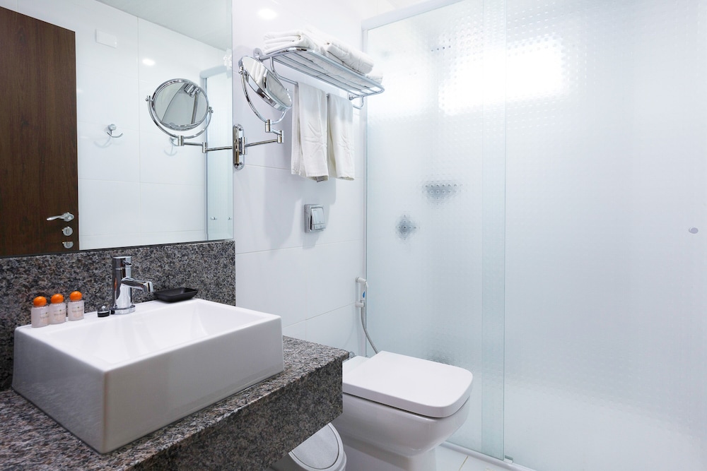 Standard Twin Room - Photo 6