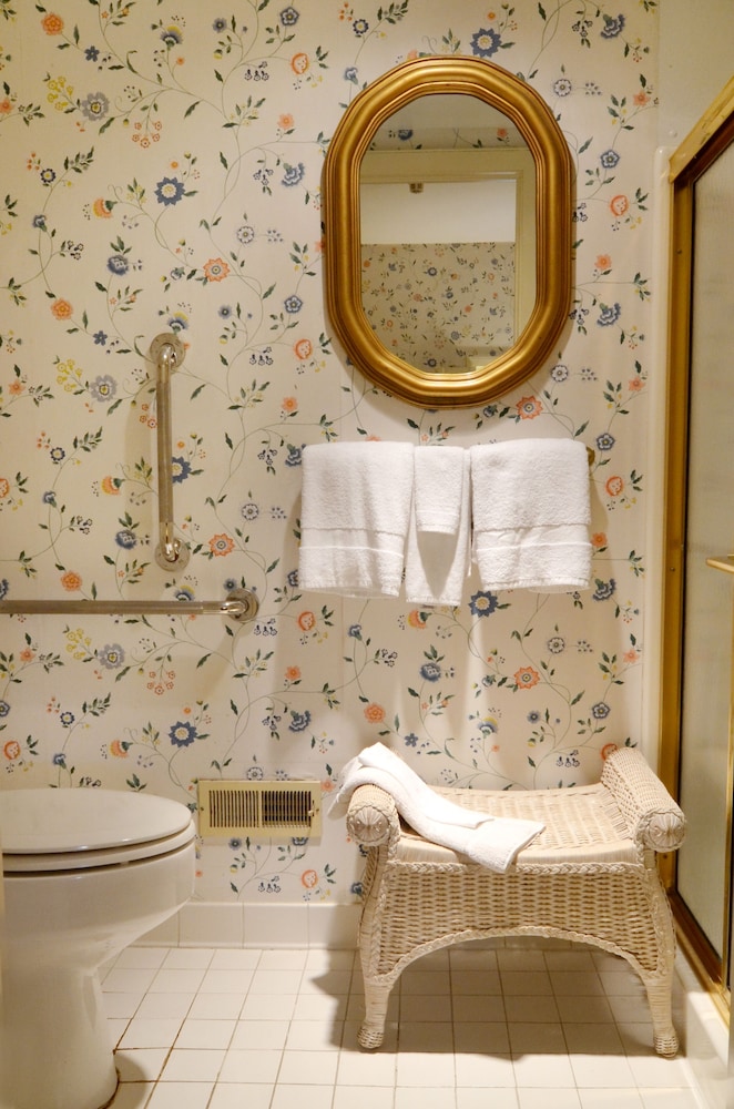 Superior Double Room, Accessible, Private Bathroom (Harry Truman) photo 2