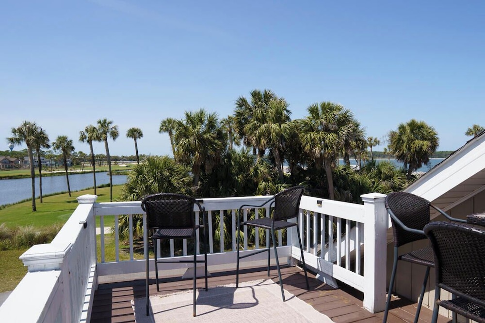 House, Multiple Beds, Patio, Golf View (4 High Dunes) photo 1