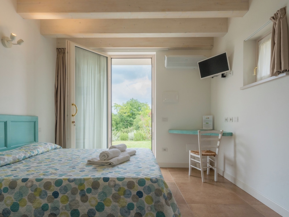 Superior Double Room, Multiple Beds, Non Smoking, Hill View
