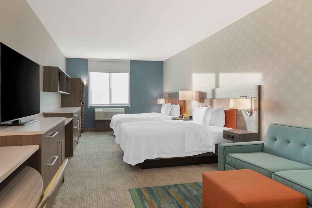 Studio, 2 Queen Beds, Accessible, Bathtub (Mobility & Hearing)