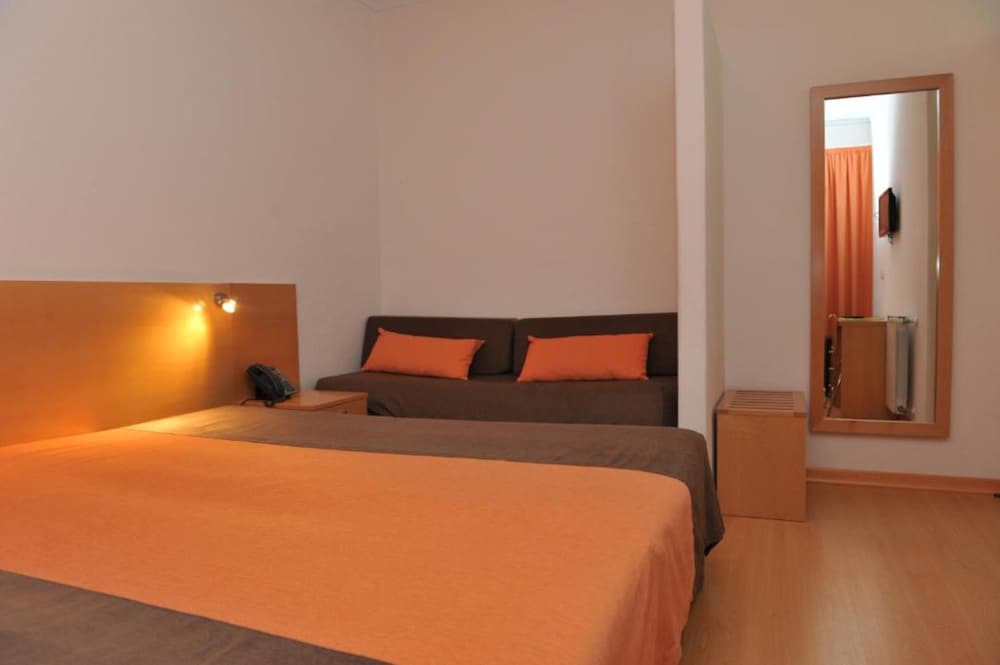 Standard Double or Twin Room (East Wing) photo 1