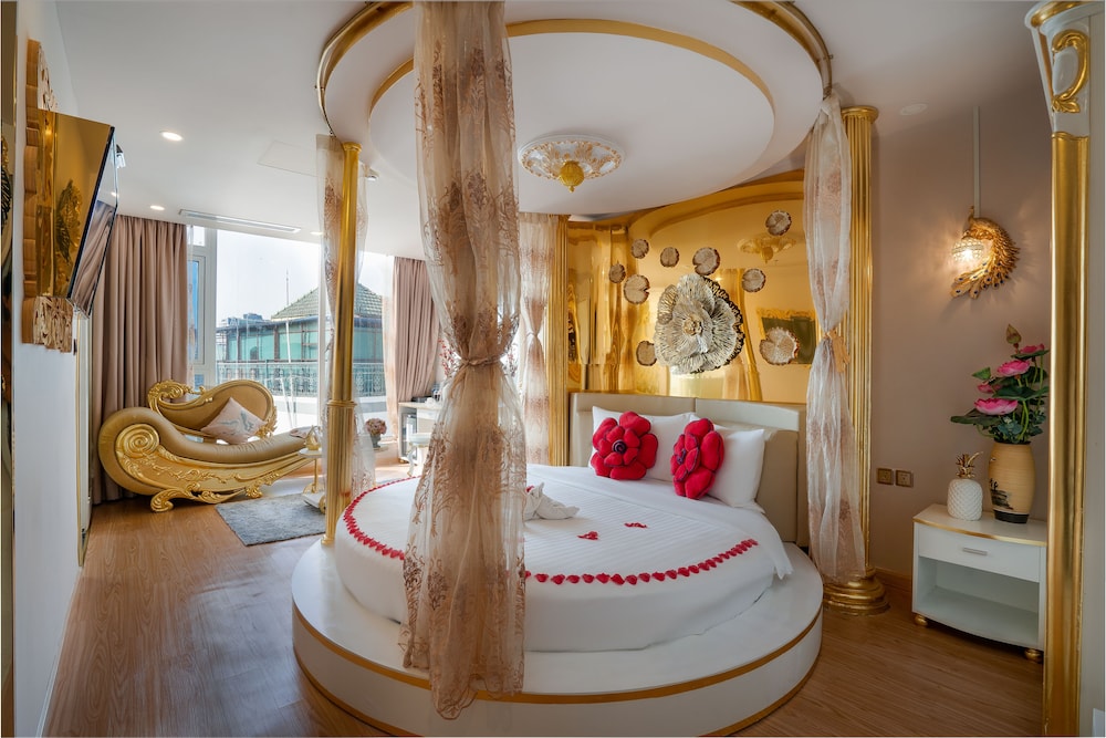 Gold King photo 2