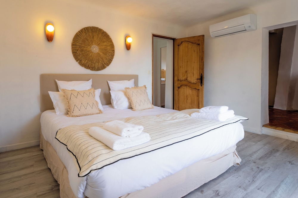 Comfort Double Room, City View