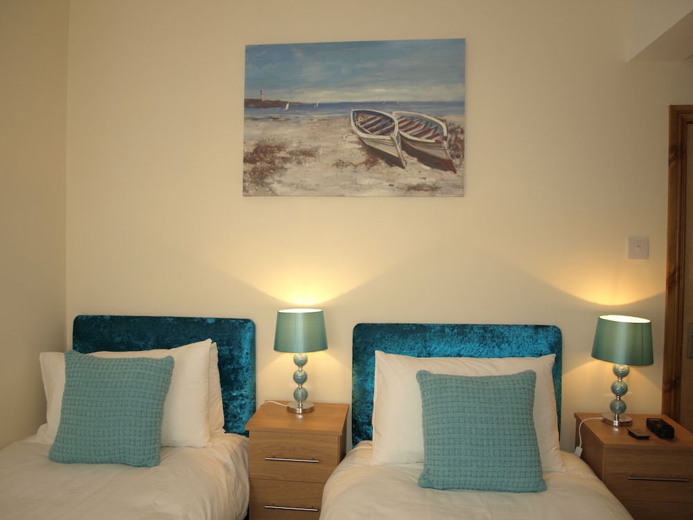 Apartment, 2 Bedrooms, Garden View (Exquisite Apartment)