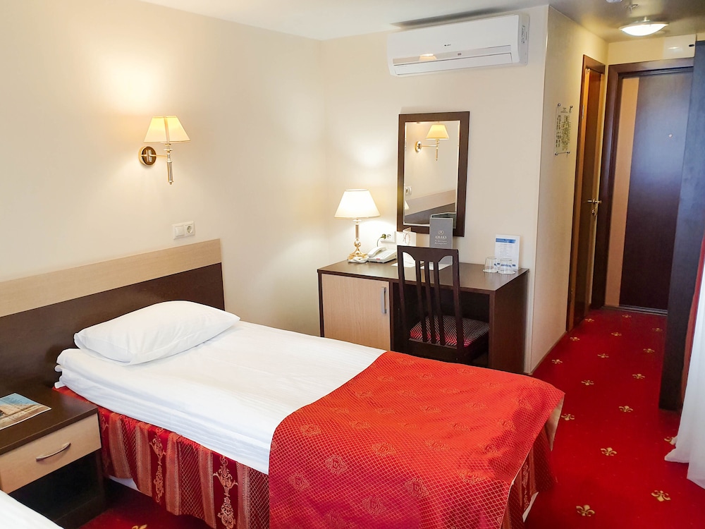 Business Twin Room photo 3