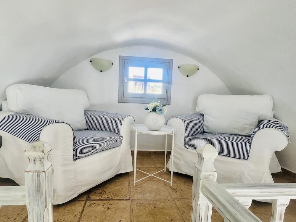 Deluxe Dome With Private Balcony With Sea View - Photo 4
