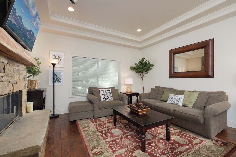 Townhome, Multiple Beds, Patio, Garden View (Broken Top Retreat in Bend)