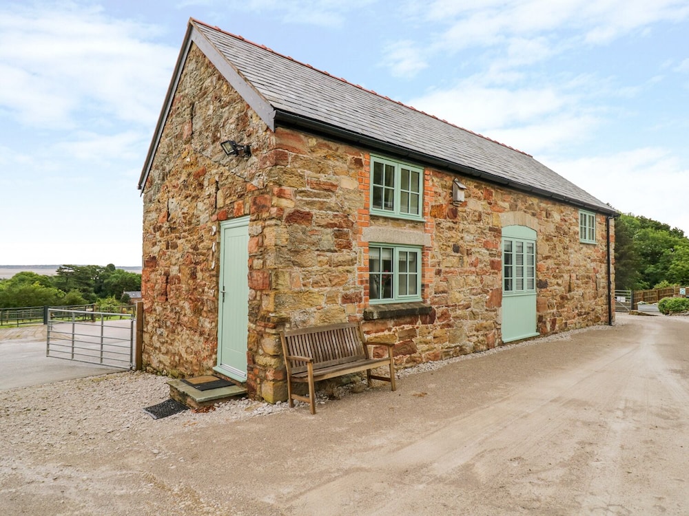 Cottage photo 2
