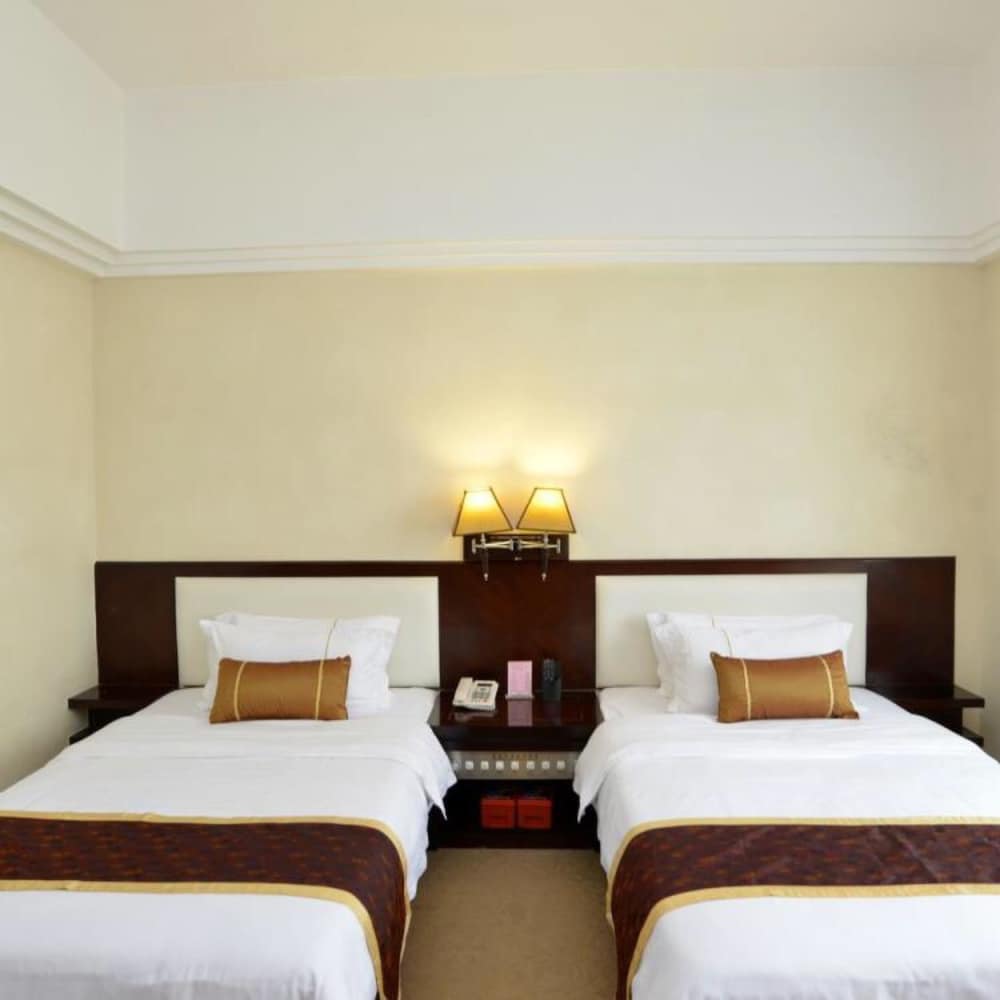 Deluxe Twin Room photo 1