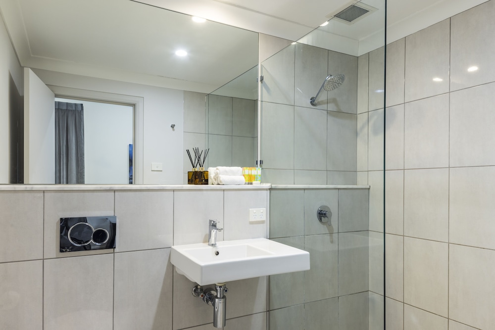 Deluxe Studio Suite, Multiple Beds