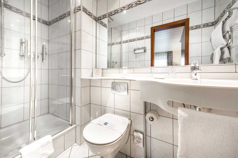 Double or Twin Room - Photo 2