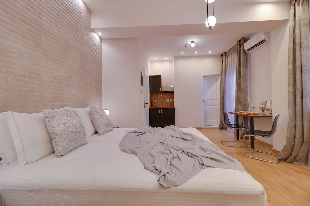 Elite Double or Twin Room, Balcony (101) photo 2