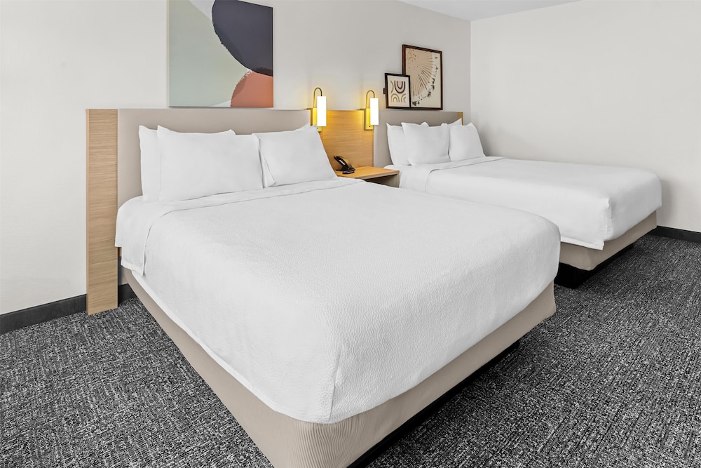 Room, 2 Queen Beds - Photo 3