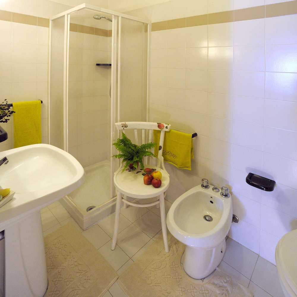 Double or Twin Room photo 3