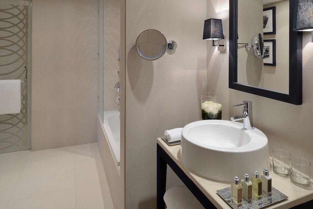 Premium Room - Photo 2