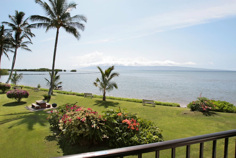 Standard Room, 1 Bedroom, Oceanfront - Photo 2