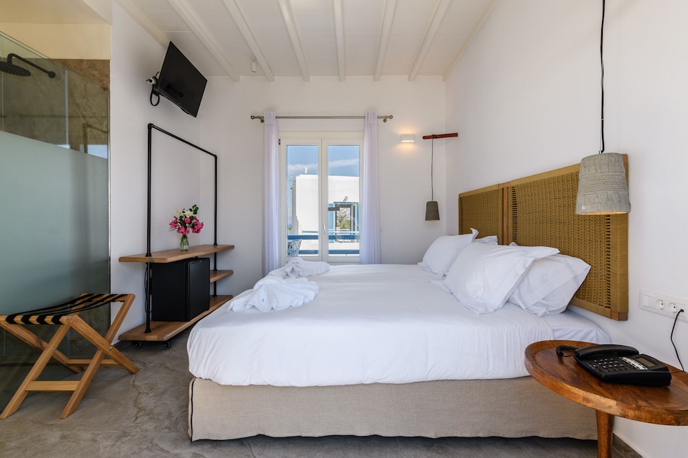 Standard Room photo 2