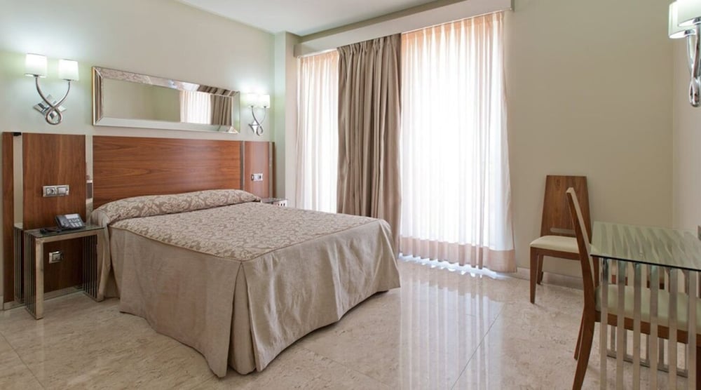 Panoramic Double Room, 1 Double Bed photo 3