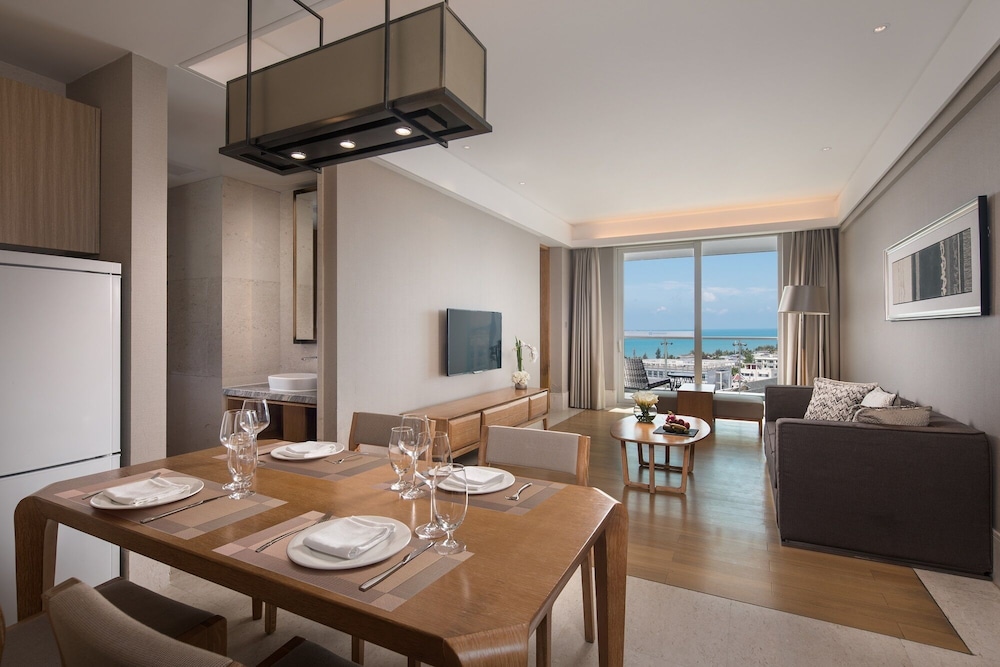 Premier Ocean View Two-Bedroom Suite photo 2
