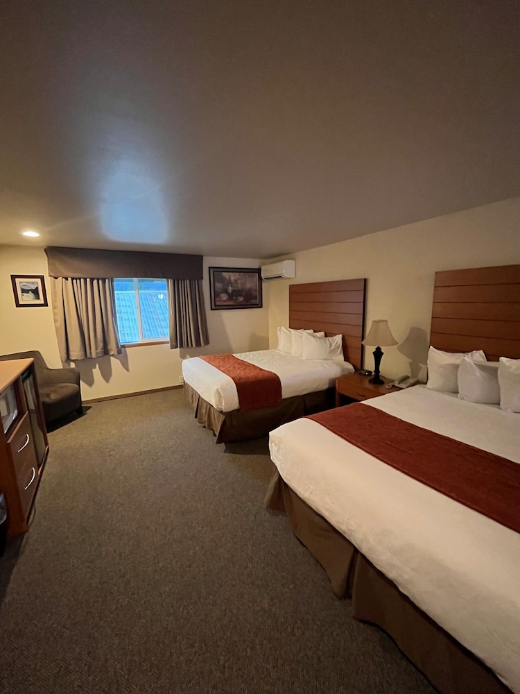 Quadruple Room, Private Bathroom (Handicap)